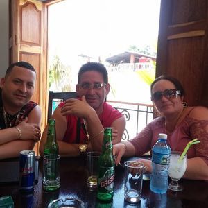 Meet your Posher, Ester